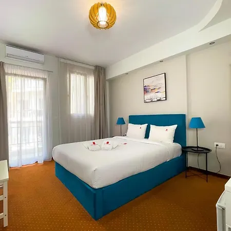 Aparthotel Plaza & Salonicco