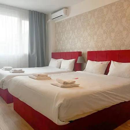 Plaza & Aparthotel