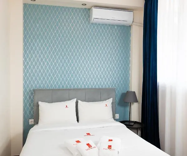 Plaza & Aparthotel 4*