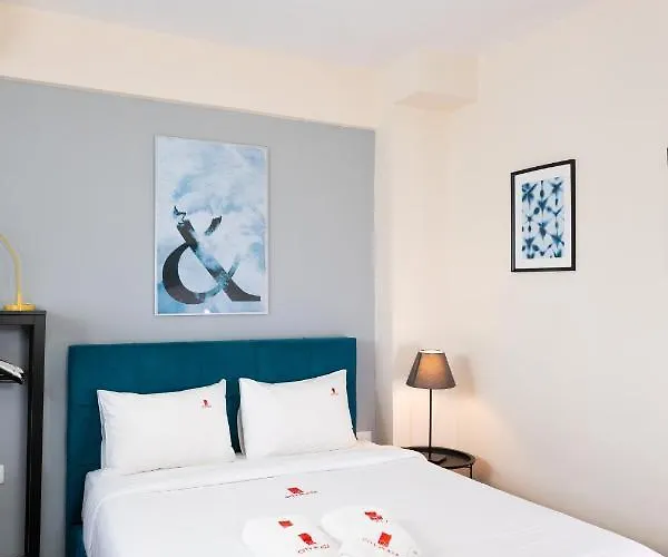 Apart-hotel Plaza & 4*