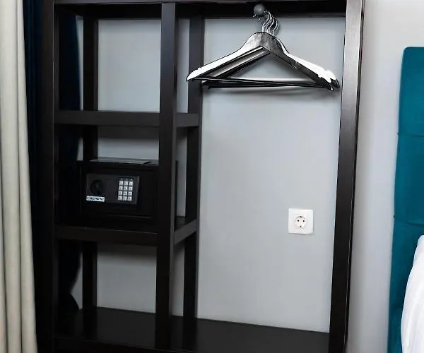 Plaza & Apart-hotel Tessalónica