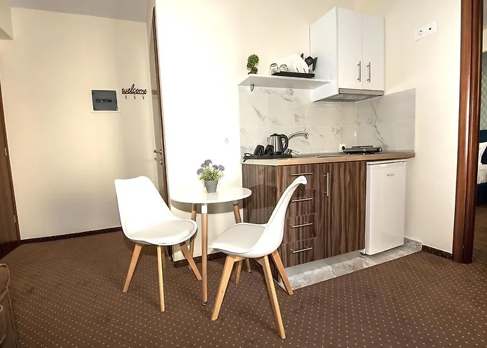 Apart-hotel Plaza & Tessalónica