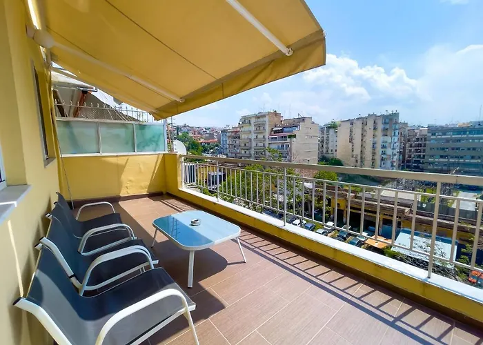 Plaza & Tessalónica