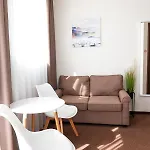 Plaza & Ξενοδοχείο με διαμερίσματα 4*